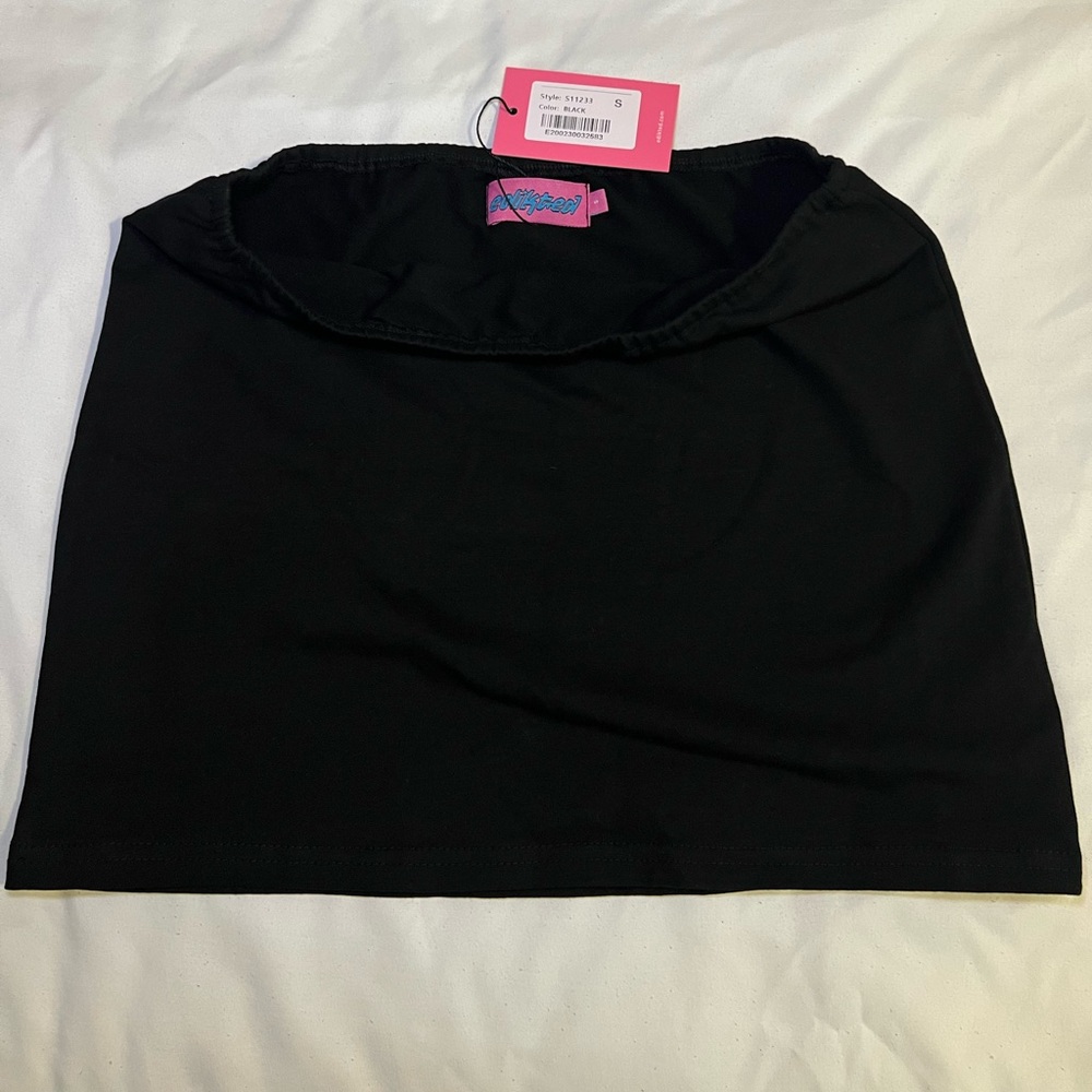 Edikted Aisha Low Rise Mini Skirt